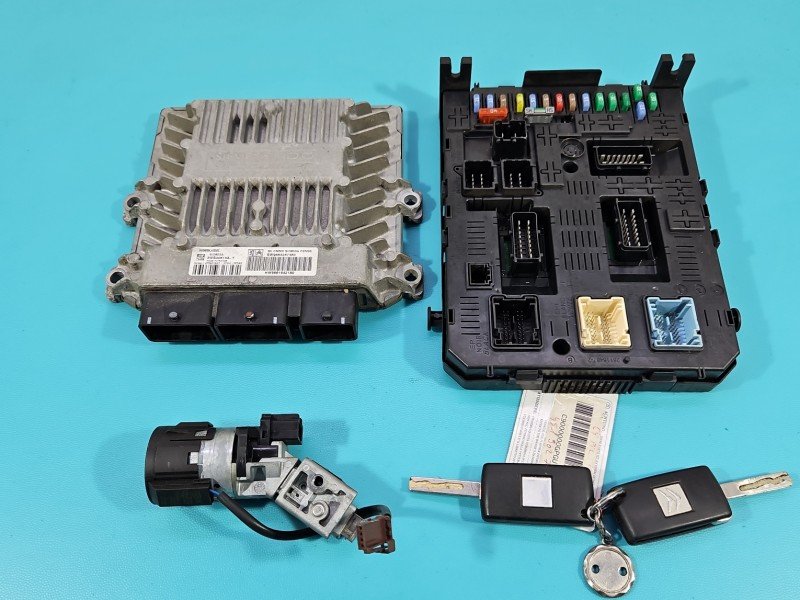 Komputer Sterownik silnika 9664287480, 5WS40615A-T, 9661642180 Citroen C4 picasso I 06-13 2.0 hdi Komputer Sterownik silnika 9664287480, 5WS40615A-T, 9661642180 Citroen C4 picasso I 06-13 2.0 hdi