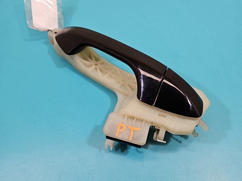 Klamka tył prawa zewnętrzna Kia Rio IV 16-23