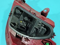 Lampa tył lewa Renault Clio III HB Przebarwienie hatchback Z LISTWĄ ŻARÓWKOWĄ EUROPA