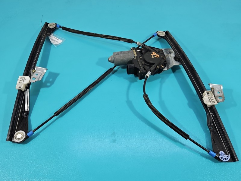 Podnośnik przód prawy Vw Polo III 6N Volkswagen, Europejska, 12PIN / 5-drzwi 5d HB