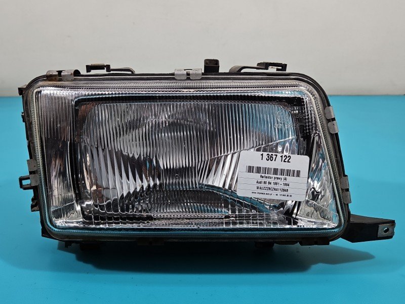 Reflektor prawy lampa przód Audi 80 B4 EUROPA