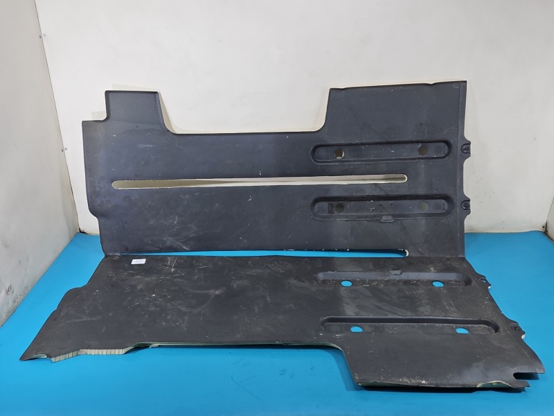 Wykładzina bagażnika podłoga Renault Trafic III 749060740R, 93868188