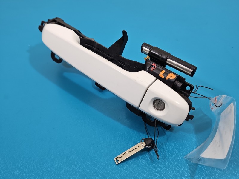 Klamka przód lewa zewnętrzna Toyota Auris II