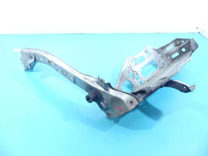 Pas przedni LEXUS GS III 05-12