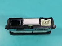 Wyświetlacz Volvo V50 S40 II 8696495 monitor