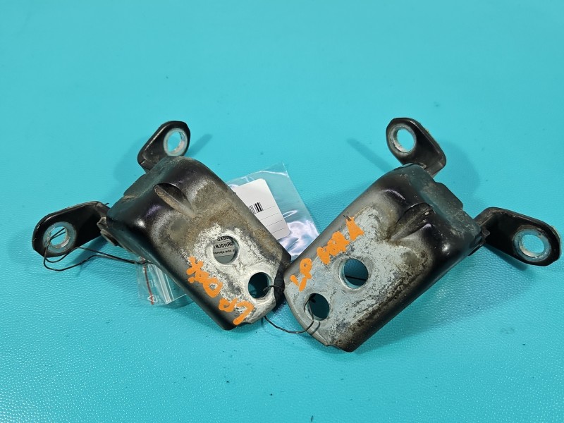 Zawias drzwi przód lewy INFINITI QX50