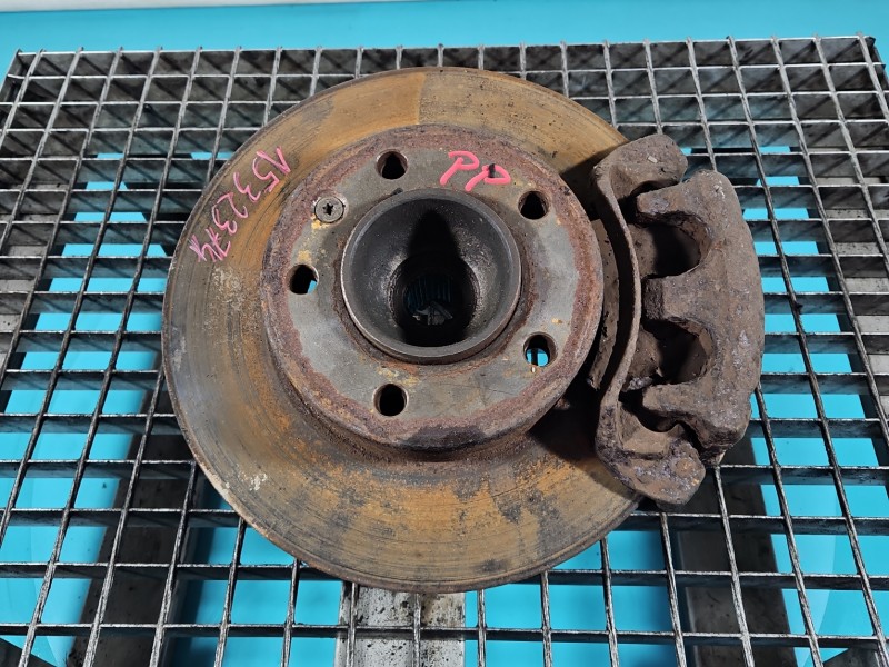 Zwrotnica prawa piasta przód 2.5 cdti Opel Movano II