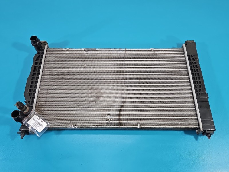 Chłodnica wody Audi A4 B5 1.6 8V