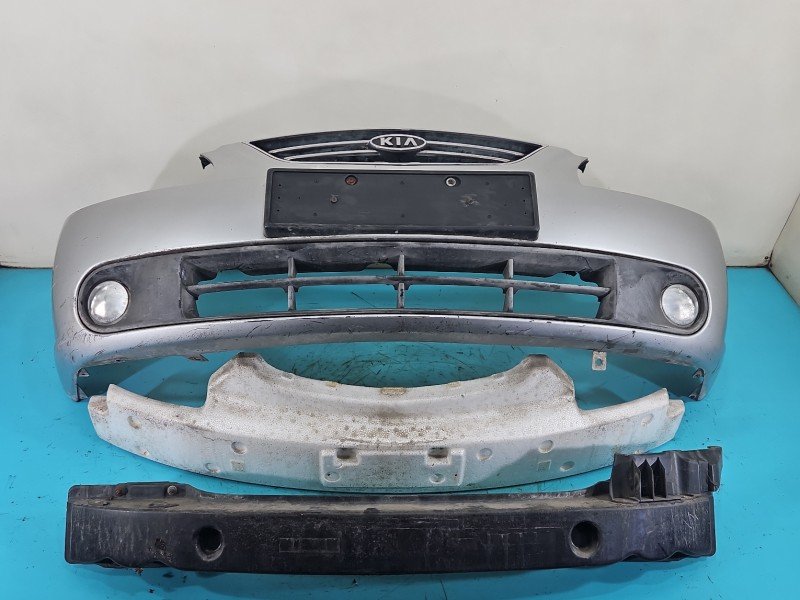 Zderzak przód Kia Carens II srebrny C5