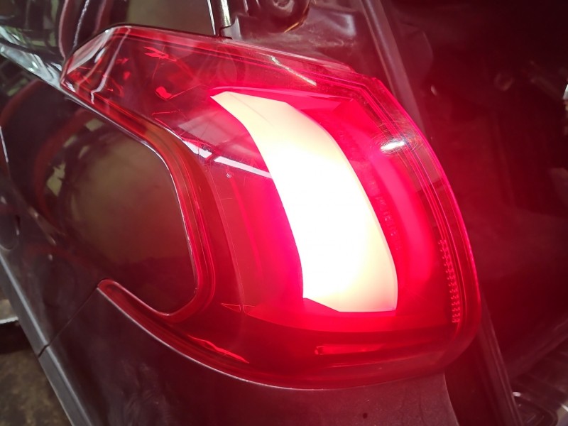 Lampa tył lewa Peugeot 2008 I HB Peugeot, 16-19 LIFT EUROPA