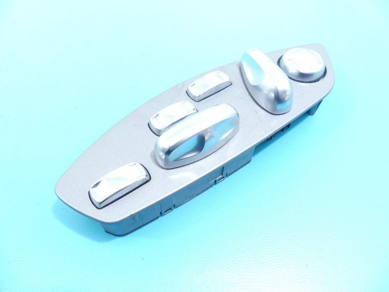 Przełącznik fotele, przód - lewa, Europejska, FOTELA PRZÓD LEWY / DRZWI KIEROWCY Porsche Cayenne II 7PP959747Q