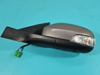 Lusterko lewe VOLVO V70 III 8pin, rysy na obudowie. Dwie rysy na szkle o długości dwóch centymetrów 472-46 europa