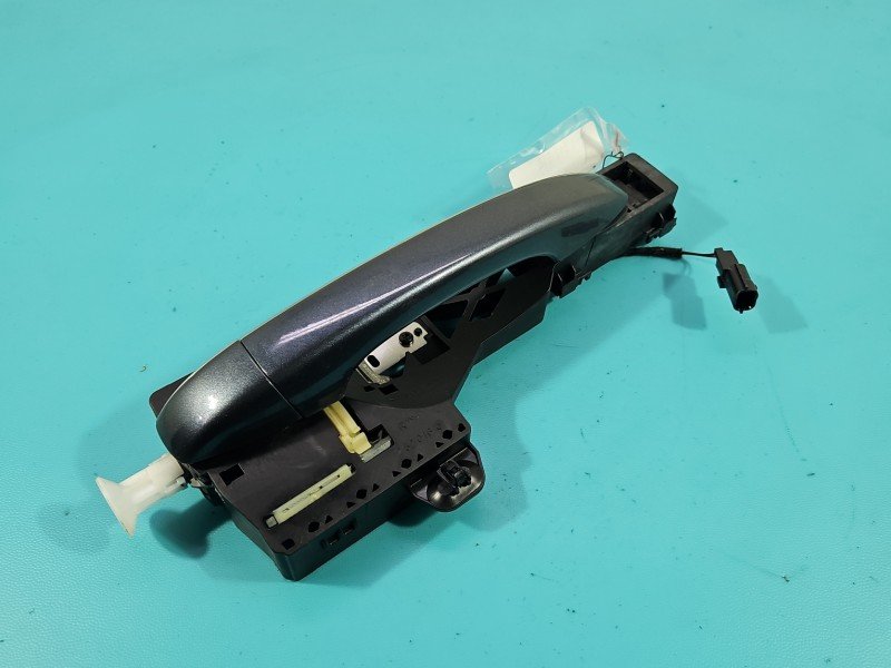 Klamka tył prawa zewnętrzna Renault Megane IV 806067663R