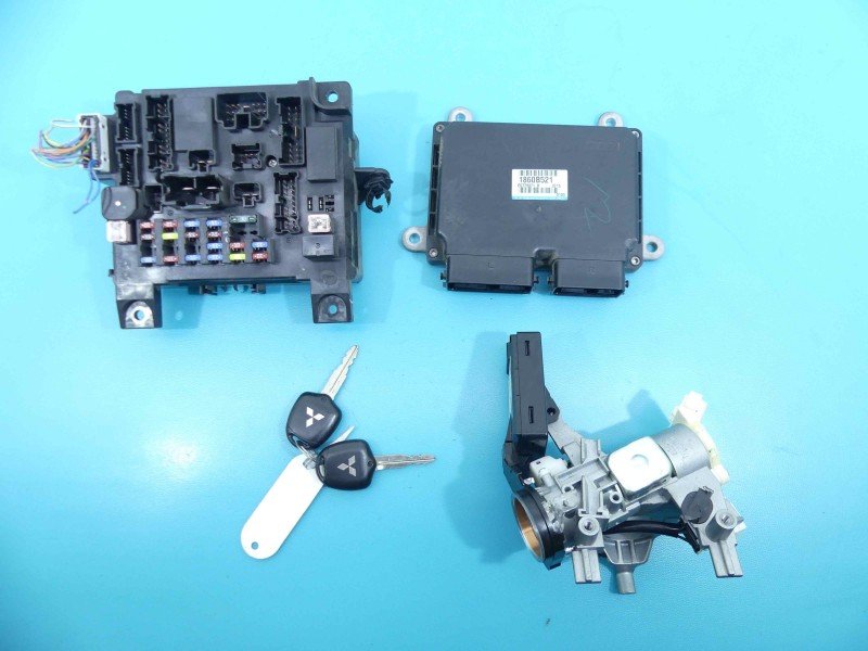 Komputer Sterownik silnika Mitsubishi Lancer VIII 07-16 1.6 16v 1860B521