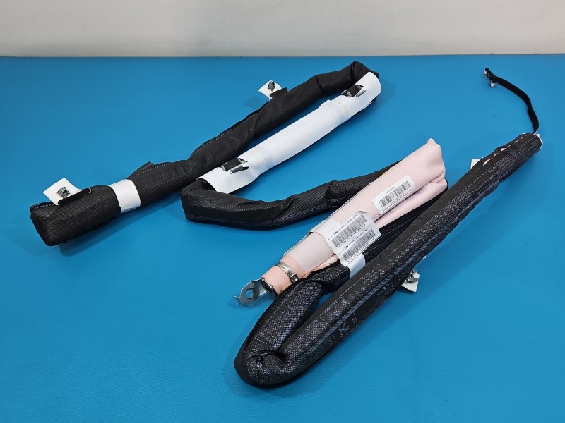 Kurtyna prawa poduszka airbag Peugeot 5008 II 17-24 HB 9828187980