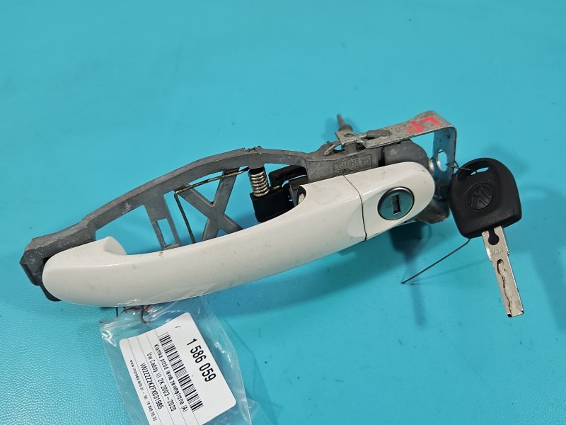 Klamka przód lewa zewnętrzna Vw Caddy III 2K 1T0839885A LB9A