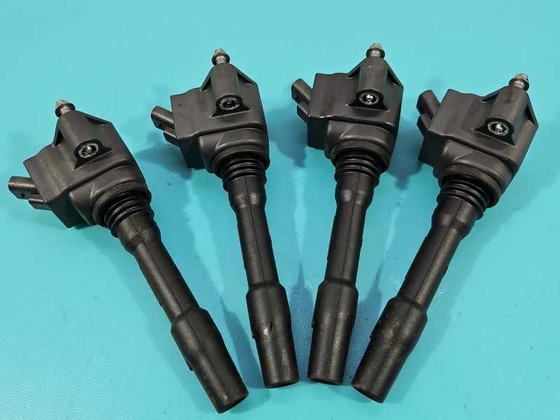 Cewka zapłonowa BMW G20 2.0 T 4 elementy 3 PIN 77850002, 8643360, 2392210007