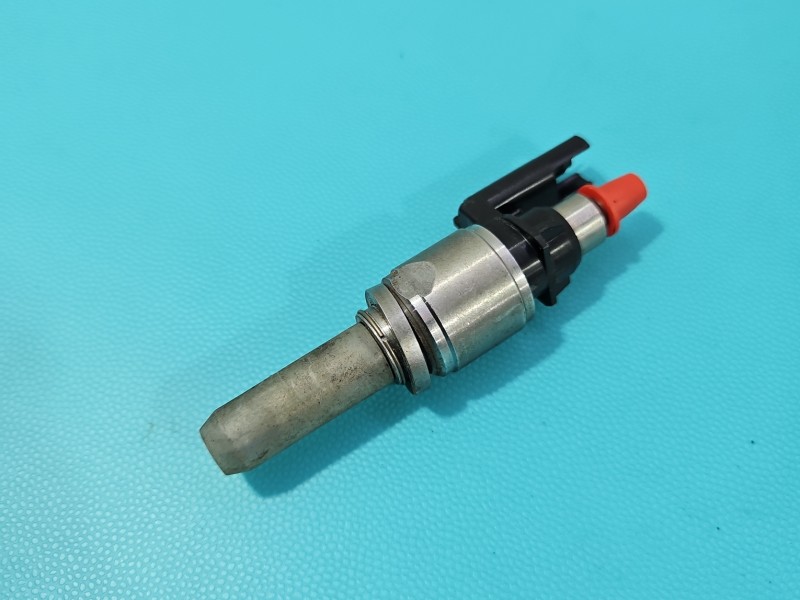 Wtryskiwacz Volvo S90 II 16- 31336653 2.0 T