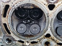 Głowica Ford Fiesta Mk7 8A6G6090AA 1.2 16V