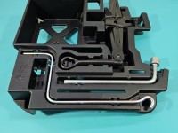 lewarek Podnośnik samochodowy trapezowy LEXUS CT 10-22