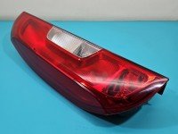 Lampa tył lewa Producent części: FIAT, Z LISTWĄ ŻARÓWKOWĄ / DOBLO XL DRZWI Z TYU / LIFT Fiat Doblo II HB