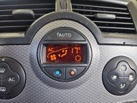 Konsola panel nawiewu Renault Megane II 8200344840