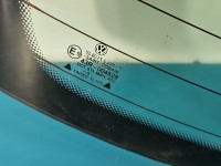 Szyba tylna KLAPY BAGAŻNIKA TYŁ Vw New Beetle 98- HB