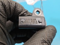 Czujnik położenia wałka rozrządu Opel Insignia B 55578308