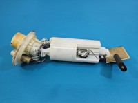 pompka Pompa paliwa Chrysler Voyager IV 3.3 V6 CHRYSLER, uszkodzona obuudowa 4 pin