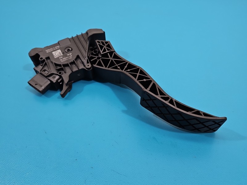 Pedał gazu potencjometr Skoda Octavia IV 6PV014005-30, 6PV01400530, 3WA723503 1.5 TSI (DXDA)