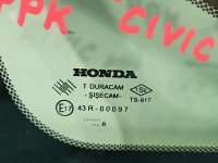 Szyba karoseryjna przód prawa Honda Civic VIII drzwi sedan