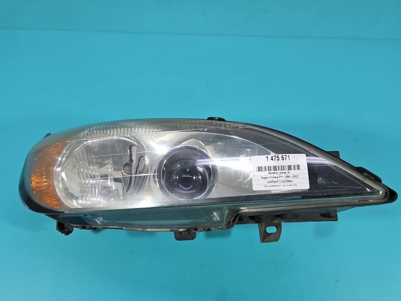 Reflektor prawy lampa przód Nissan Primera P11 EUROPA