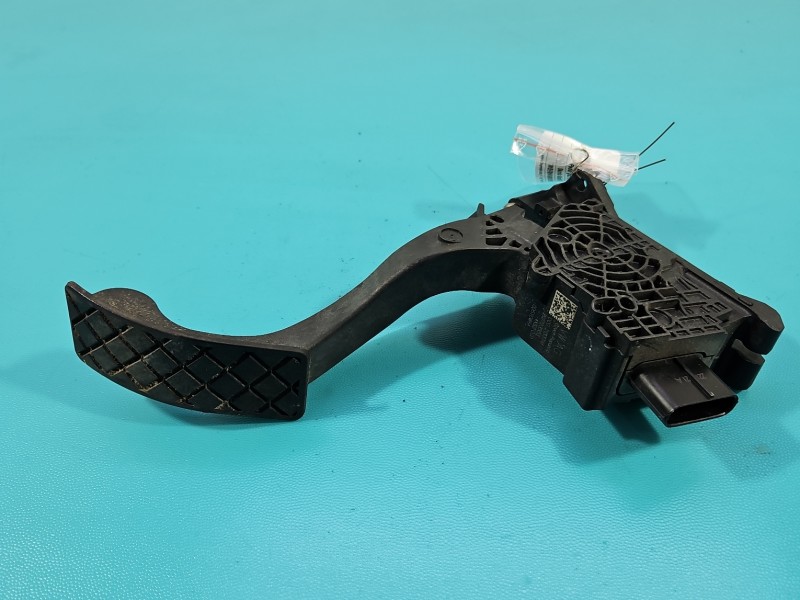 Pedał gazu potencjometr Skoda Scala 2019- 2Q1723503 1.0 tsi