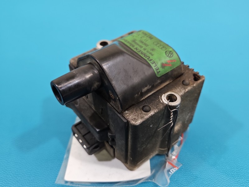 Cewka zapłonowa Vw Passat B3 1.8 8V 3pin 867905104A