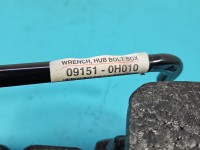 lewarek Podnośnik samochodowy trapezowy Toyota Aygo II 14-22