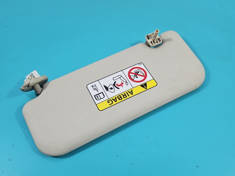 Przesłonka prawa Toyota Corolla E21 19- DASZEK osłona przeciwsłoneczna