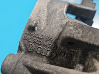 Podstawa Skoda Octavia III Łapa alternatora pompy wtryskowej i sprężarki klimatyzacji 2.0 tdi 04L903143B