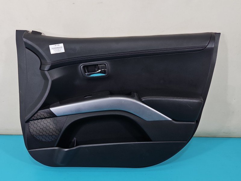 Tapicerka drzwi przód prawa boczek Peugeot 4007