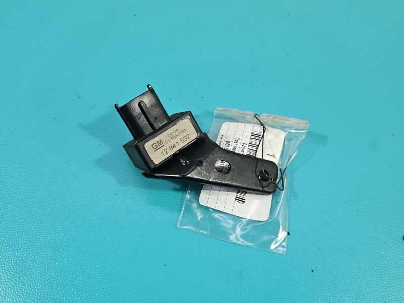 Czujnik zawieszenia Opel Insignia A 12841592