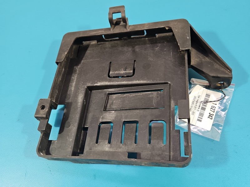 Mocowanie uchwyt Komputera Opel Insignia B 84190615