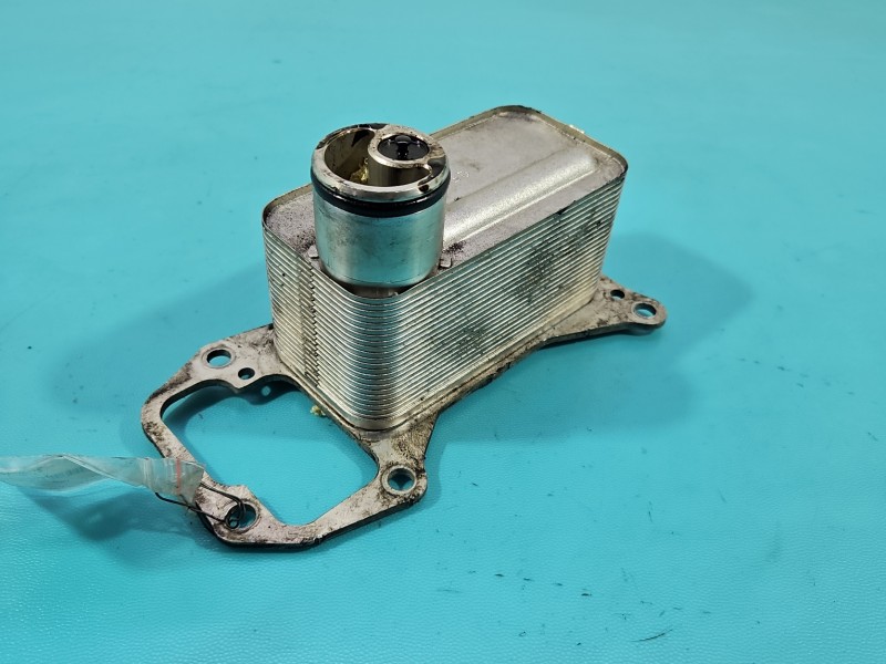 Chłodnica oleju BMW F01 7808437 3.0d