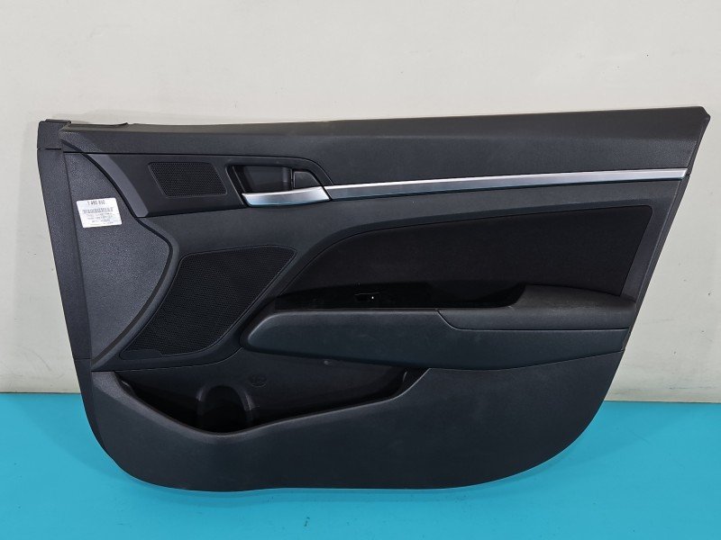 Tapicerka drzwi przód prawa boczek Hyundai Elantra VI 15-20 82340-F2010