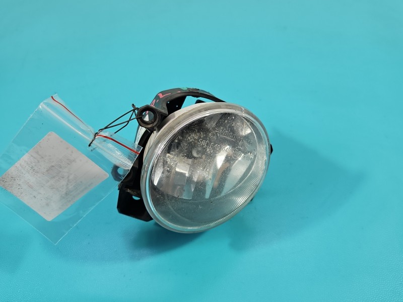 Halogen lewy Toyota Verso 09- 90008497, 81220-02110