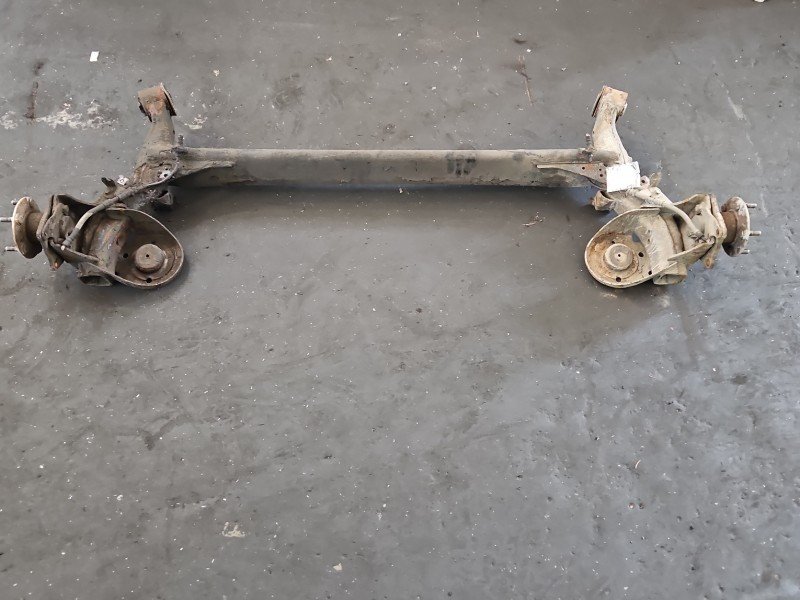 Tylna belka oś tył Kia Venga 1.4 crdi Tylna belka oś tył Kia Venga 1.4 crdi