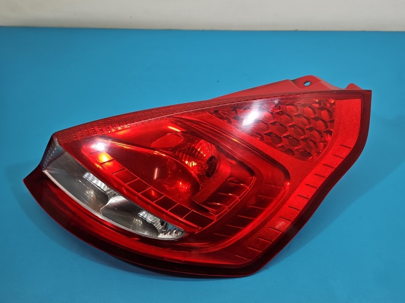 Lampa tył prawa Ford Fiesta Mk7 HB EUROPA