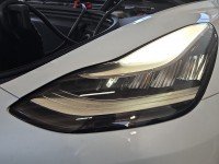 Reflektor lewy lampa przód Tesla Model 3 2017- EUROPA