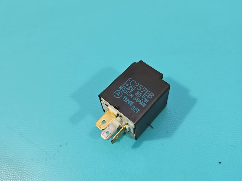 Przekaźnik SUZUKI JIMNY III 166500-0390