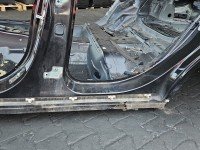 Próg lewy SŁUPEK ŚRODKOWY B Mercedes W205 sedan 4d czarny 197