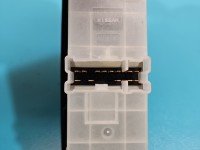 Przełącznik szyb Nissan Qashqai I J10 06-13 25401-BB60B EU