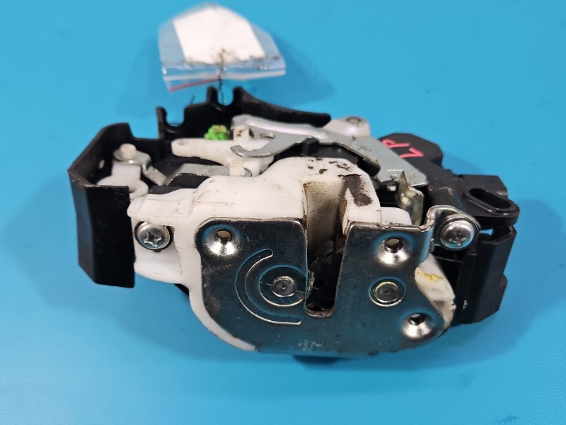 Zamek przód lewy Mitsubishi Colt Z30 VI 04- EUROPA 5pin`